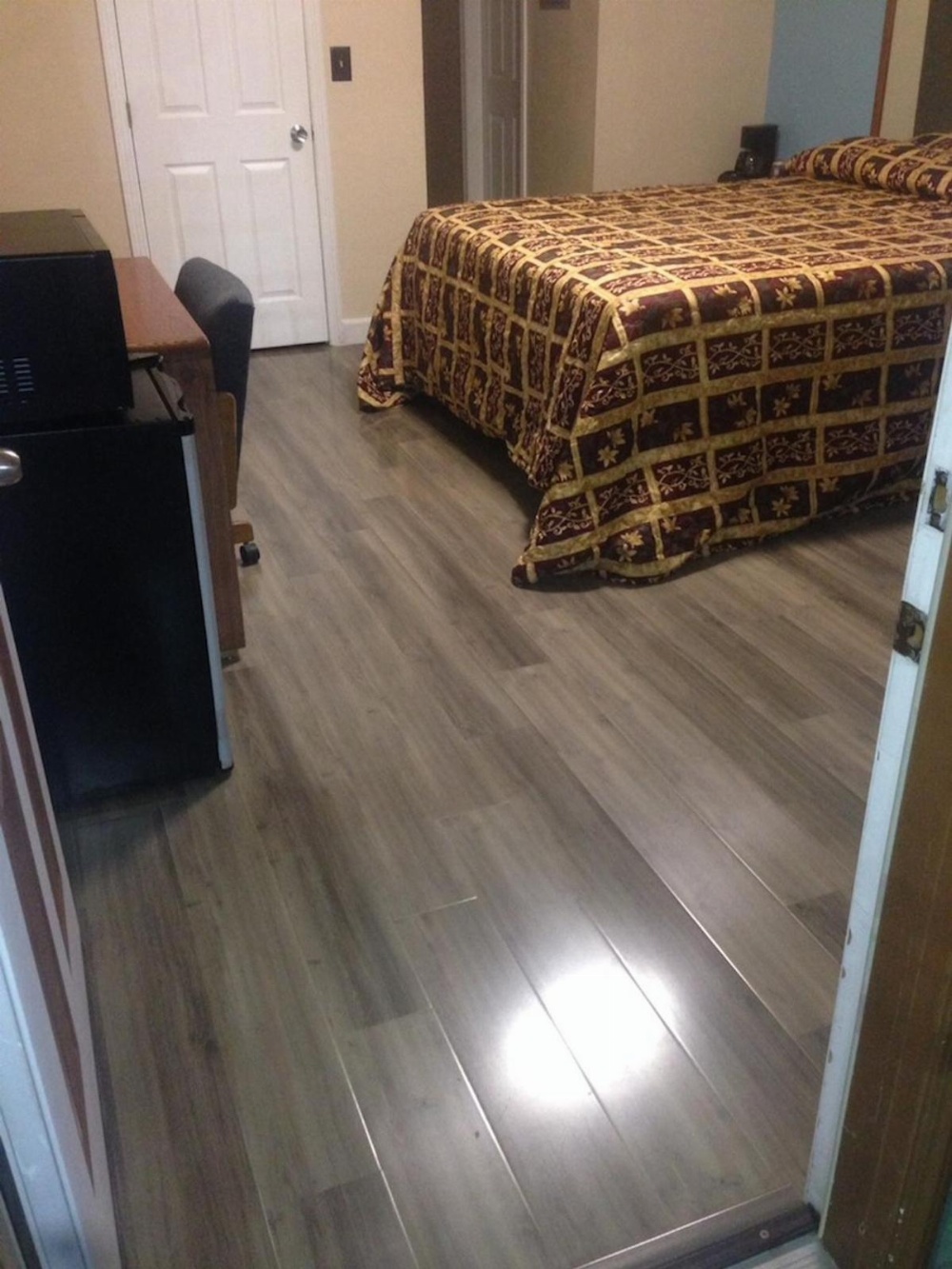 Room image 1