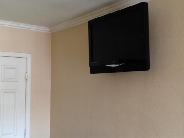 Value Inn image 8