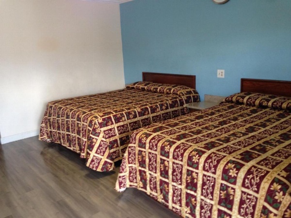 Value Inn image 9